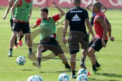 2. BL - Saison 2017/2018 - FC Ingolstadt 04 - Training - Christian Träsch (#28 FCI) grün - Foto: Meyer Jürgen