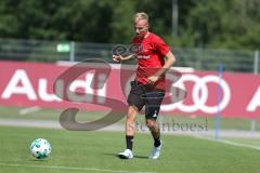 2. Bundesliga - Fußball - FC Ingolstadt 04 - Auftakttraining, neue Saison 2017/2018, Audi Sportpark Trainingsgelände - Florent Hadergjonaj (33, FCI)