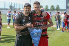 B-Junioren Bayernliga- U17 - FC Ingolstadt - TSV 1860 München - Trainer Kaupp Patrick mit einem Spieler - Foto: Jürgen Meyer