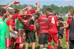 B-Junioren Bayernliga- U17 - FC Ingolstadt - TSV 1860 München - Wassedusche für Trainer Kaupp Patrick - Foto: Jürgen Meyer