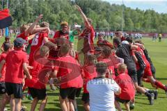 B-Junioren Bayernliga- U17 - FC Ingolstadt - TSV 1860 München - Die Mannschaft nach dem Spiel - jubel - Foto: Jürgen Meyer