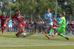 B-Junioren Bayernliga- U17 - FC Ingolstadt - TSV 1860 München - Bas Emir rot FCI - Zech Ludwig Torwart 1860 München - Foto: Jürgen Meyer