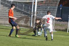 A-Junioren / Bayernliga / Bayern - FC Ingolstadt 04 - SG Quelle Fürth -  Philipp Tvaroh #2 FCI mit einer Torchance - Wasilios Tsagos Torwart Fürth - Foto: Jürgen Meyer