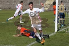 A-Junioren / Bayernliga / Bayern - FC Ingolstadt 04 - SG Quelle Fürth - Georgios Pintidis #20 weiss mit dem 1:1 Ausgleichstreffer mit einem Kopfball - Jubel -  Foto: Jürgen Meyer