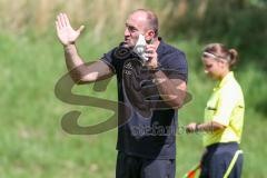 FC Ingolstadt 04 - B-Junioren - Landesliga - Freundschaftsspiel gegen Hertha BSC Berlin - Trainer FCI Kaupp Patrick - Gestik - Anweisung - Foto: Jürgen Meyer