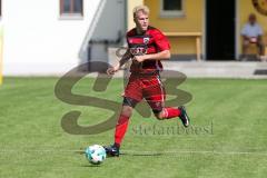 FC Ingolstadt 04 - B-Junioren - Landesliga - Freundschaftsspiel gegen Hertha BSC Berlin - Oberhuber Daniel rot FCI - Foto: Jürgen Meyer