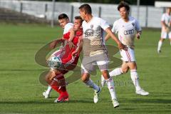 Regionaliga Bayern 2017/18 - FC Ingolstadt 04 II - FC Memmingen - Maurice Multhaup weiss FCI II - Schröder Rene rot Memmingen -  Foto: Jürgen Meyer