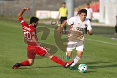 Regionalliga Bayern - FC Ingolstadt 04 II U21 - FC Memmingen - Darius Jalinous (FCI), links Daniel Zweckbronner (FCM)