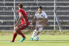 Regionalliga Bayern - FC Ingolstadt 04 II U21 - FC Memmingen - rechts Darius Jalinous (FCI) links Sebastian Schmeiser (FC M)