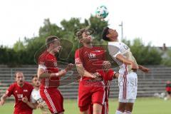 Regionalliga Bayern - FC Ingolstadt 04 II U21 - FC Memmingen - rechts Kopfball Alexander Langen (FCI)