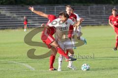 Regionalliga Bayern - FC Ingolstadt 04 II U21 - FC Memmingen - rechts Zweikampf Angriff Maurice Multhaupt (FCI)