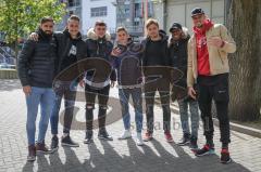 2. Bundesliga - Hamburger SV - FC Ingolstadt 04 - Zuschauer beim Spiel, Lucas Galvao (3 FCI) Tobias Schröck (21, FCI) Patrick Sussek (37, FCI) Frederic Ananou (2, FCI) Torwart Fabijan Buntic (24, FCI)