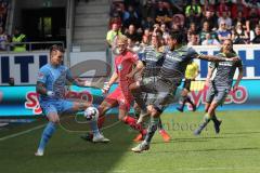 2. Bundesliga - Fußball - 1. FC Heidenheim - FC Ingolstadt 04 - Torchance für Darío Lezcano (11, FCI) gegen Torwart Kevin Müller (HDH 1)