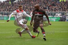 2. Bundesliga - FC St. Pauli - FC Ingolstadt 04 - Konstantin Kerschbaumer (7, FCI) Christopher Avevor (6 Pauli)