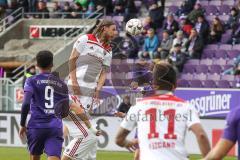 2. Bundesliga - FC Erzgebirge Aue - FC Ingolstadt 04 - Björn Paulsen (4, FCI) Emmanuel Iyoha (Aue 9)