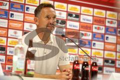 2. Bundesliga - Fußball - SV Jahn Regensburg - FC Ingolstadt 04 - Pressekonferenz nach dem Spiel 1:2, Cheftrainer Achim Beierlorzer (Jahn)