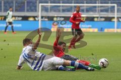 2. Bundesliga - MSV Duisburg - FC Ingolstadt 04 - Almog Cohen (8, FCI) Tim Albutat (14 Duisburg)