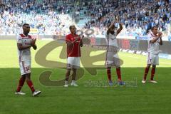 2. Bundesliga - Fußball - 1. FC Magdeburg - FC Ingolstadt 04 - Spiel ist aus, unentschieden 1:1, Spieler bedanken sich bei den mitgereisten Fans, Marvin Matip (34, FCI) Darío Lezcano (11, FCI) Lucas Galvao (3 FCI) Konstantin Kerschbaumer (7, FCI)