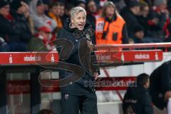 2. Bundesliga - 1. FC Union Berlin - FC Ingolstadt 04 - Cheftrainer Jens Keller (FCI) am Spielfeldrand, schreit Gestik