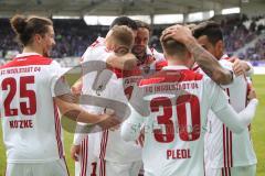 2. Bundesliga - FC Erzgebirge Aue - FC Ingolstadt 04 - Malcolm Cacutalua (Aue 21) macht Eigentor zum 0:3, Jubel Darío Lezcano (11, FCI), Björn Paulsen (4, FCI) Thomas Pledl (30, FCI) Sonny Kittel (10, FCI) Mergim Mavraj (15, FCI)