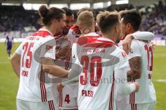 2. Bundesliga - FC Erzgebirge Aue - FC Ingolstadt 04 - Malcolm Cacutalua (Aue 21) macht Eigentor zum 0:3, Jubel Darío Lezcano (11, FCI), Björn Paulsen (4, FCI) Thomas Pledl (30, FCI) Sonny Kittel (10, FCI) Mergim Mavraj (15, FCI)