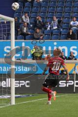 2. Bundesliga - MSV Duisburg - FC Ingolstadt 04 - Sonny Kittel (10, FCI) Ball übers Tor