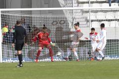 2. Bundesliga - FC Erzgebirge Aue - FC Ingolstadt 04 - Torwart Philipp Tschauner (41, FCI) rettet Ball mit Jonatan Kotzke (25 FCI) Almog Cohen (8, FCI) Darío Lezcano (11, FCI)