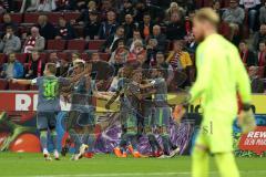2. Bundesliga - Fußball - 1. FC Köln - FC Ingolstadt 04 - Tor Jubel Sonny Kittel (10, FCI) mit Charlison Benschop (35 FCI) Lucas Galvao (3 FCI) Darío Lezcano (11, FCI) Thomas Pledl (30, FCI) Torwart Timo Horn (1 Köln)