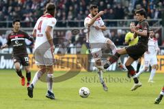 2. Bundesliga - FC St. Pauli - FC Ingolstadt 04 - mitte Mergim Mavraj (15, FCI) kommt nicht an Justin Hoogma (22 Pauli) vorbei, links Björn Paulsen (4, FCI)