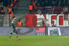 2. Bundesliga - 1. FC Union Berlin - FC Ingolstadt 04 - Tumult vor dem Berliner Tor, Almog Cohen (8, FCI) bekommt die rote Karte und muss vom Platz