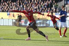 2. BL - Saison 2018/2019 - Holstein Kiel - FC Ingolstadt 04 - Phil Neumann (#26 FCI) Köpft den 0:1 Führungstreffer - jubel -  Foto: Meyer Jürgen