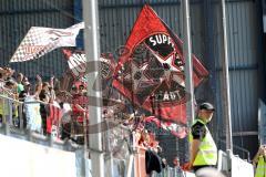 2. Bundesliga - Arminia Bielefeld - FC Ingolstadt 04 - mitgereiste Fans Fahnen Jubel Kurve