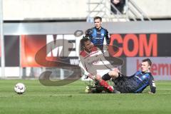 2. Bundesliga - SC Paderborn - FC Ingolstadt 04 - Darío Lezcano (11, FCI) wird gefoult von Schonlau, Sebastian (Paderborn 13)