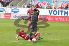 2. Bundesliga - Fußball - 1. FC Heidenheim - FC Ingolstadt 04 - Darío Lezcano (11, FCI) wird von den Füßen geholt, Patrick  Mainka (HDH 6)