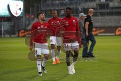 2. Bundesliga - SV Sandhausen - FC Ingolstadt 04 - Vor dem Spiel gute Laune Almog Cohen (8, FCI) Osayamen Osawe (14, FCI)