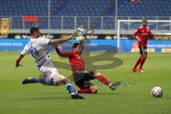 2. Bundesliga - MSV Duisburg - FC Ingolstadt 04 - Almog Cohen (8, FCI) Tim Albutat (14 Duisburg)