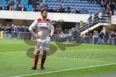 2. Bundesliga - SC Paderborn - FC Ingolstadt 04 - 3:1 Niederlage für Ingolstadt, enttäuscht hängende Köpfe, Christian Träsch (28, FCI) steht vor den mitgereisten Fans