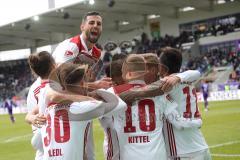 2. Bundesliga - FC Erzgebirge Aue - FC Ingolstadt 04 - Malcolm Cacutalua (Aue 21) macht Eigentor zum 0:3, Jubel Darío Lezcano (11, FCI), Björn Paulsen (4, FCI) Thomas Pledl (30, FCI) Sonny Kittel (10, FCI) oben Mergim Mavraj (15, FCI)