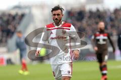 2. Bundesliga - FC St. Pauli - FC Ingolstadt 04 - Gang in die Pause, Robin Krauße (23, FCI)