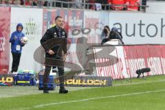 2. Bundesliga - Fußball - 1. FC Heidenheim - FC Ingolstadt 04 - Cheftrainer Tomas Oral (FCI) schreit ins Feld