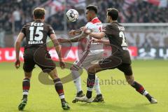 2. Bundesliga - FC St. Pauli - FC Ingolstadt 04 - Darío Lezcano (11, FCI) Daniel Buballa (15 Pauli) Justin Hoogma (22 Pauli)