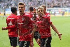 2. Bundesliga - MSV Duisburg - FC Ingolstadt 04 - Thomas Pledl (30, FCI) im Alleingang Tor Jubel Konstantin Kerschbaumer (7, FCI)