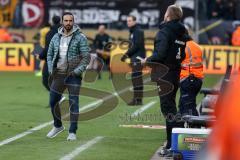 2. Bundesliga - SG Dynamo Dresden - FC Ingolstadt 04 - Spiel ist aus, Cheftrainer Alexander Nouri (FCI) und Co-Trainer Markus Feldhoff (FCI), Niederlage 2:0