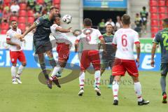 2. Bundesliga - Fußball - SV Jahn Regensburg - FC Ingolstadt 04 - Benedikt Gimber (5, FCI) Jann George (9 Jahn) Andreas Geipl (8 Jahn) Benedikt Saller (6 Jahn)