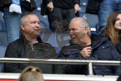 2. Bundesliga - MSV Duisburg - FC Ingolstadt 04 - Dr. Martin Wagener (FCI) und Vorsitzender des Vorstandes Peter Jackwerth (FCI)