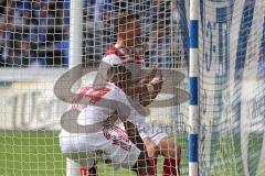 2. Bundesliga - Fußball - 1. FC Magdeburg - FC Ingolstadt 04 - Tor FCI 1:1 Ausgleich Jubel Marvin Matip (34, FCI) und Stefan Kutschke (20, FCI) holen den Ball, Stefan Kutschke (20, FCI) Zunge zu den Fans