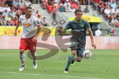 2. Bundesliga - Fußball - SV Jahn Regensburg - FC Ingolstadt 04 - Andreas Geipl (8 Jahn) Konstantin Kerschbaumer (7, FCI)