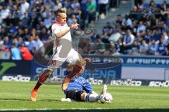 2. Bundesliga - Arminia Bielefeld - FC Ingolstadt 04 - Thomas Pledl (30, FCI) stürmt zum 0:3 Tor Jubel, Brian Behrendt (3 Bielefeld) versucht zu stören