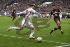 2. Bundesliga - FC St. Pauli - FC Ingolstadt 04 - Thomas Pledl (30, FCI) Justin Hoogma (22 Pauli)