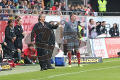 2. Bundesliga - Fußball - 1. FC Heidenheim - FC Ingolstadt 04 - Schreien ins Feld Streit, Co-Trainer Michael Henke (FCI) Cheftrainer Tomas Oral (FCI) und Torwarttrainer Alexander Kunze (FCI)